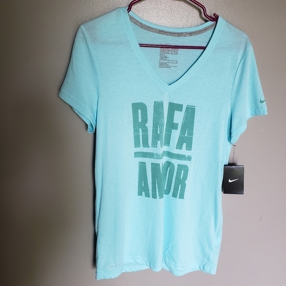 Nike Women's V-Neck Teeshirt - Picture 1 of 5